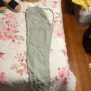 Olive green linen C&C pants